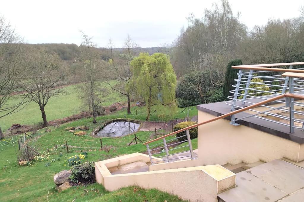 Modern Country Villa, Stunning Gardens And View Tunbridge Wells Extérieur photo